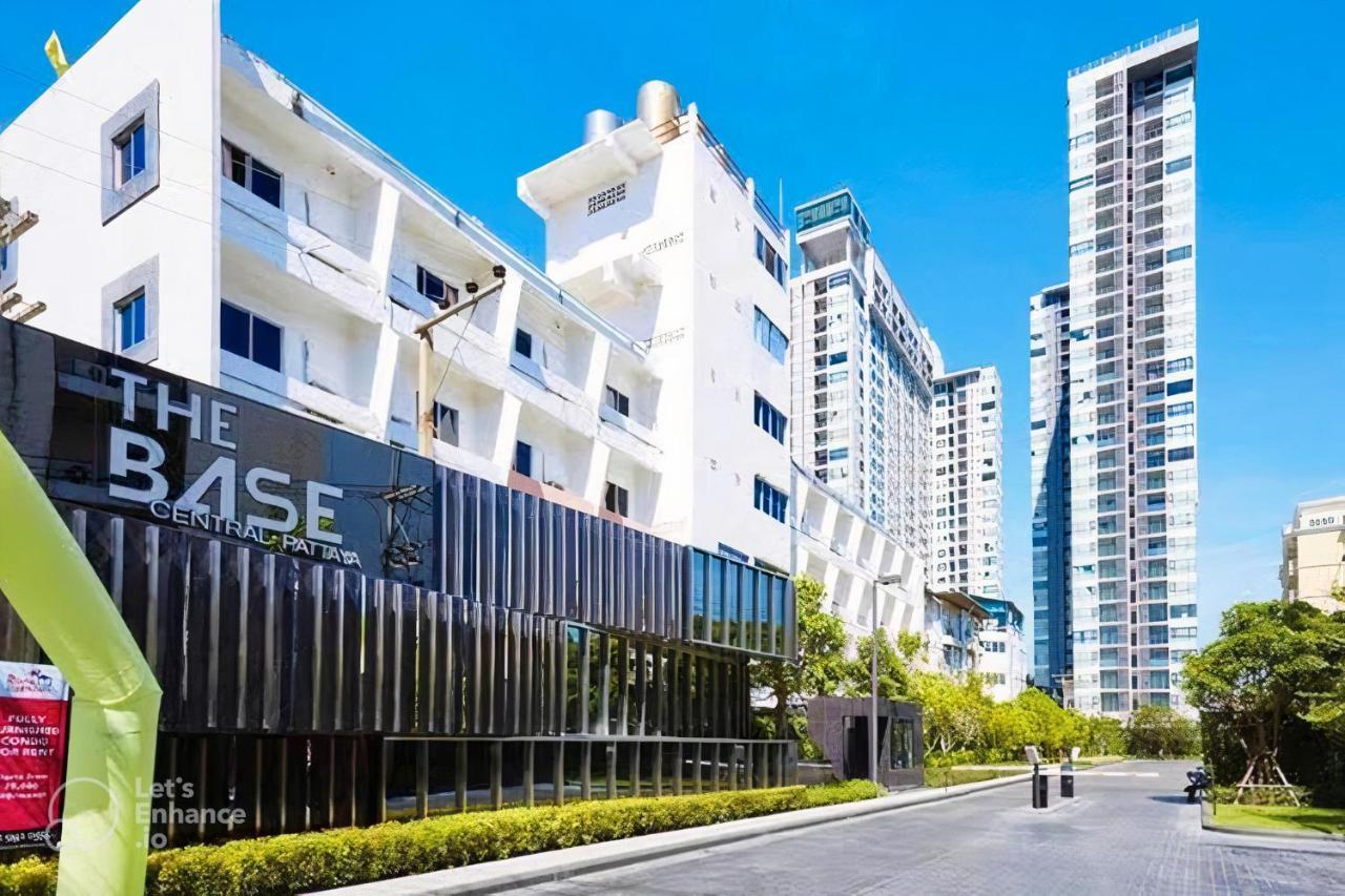 The Base Central Pattaya Zewnętrze zdjęcie