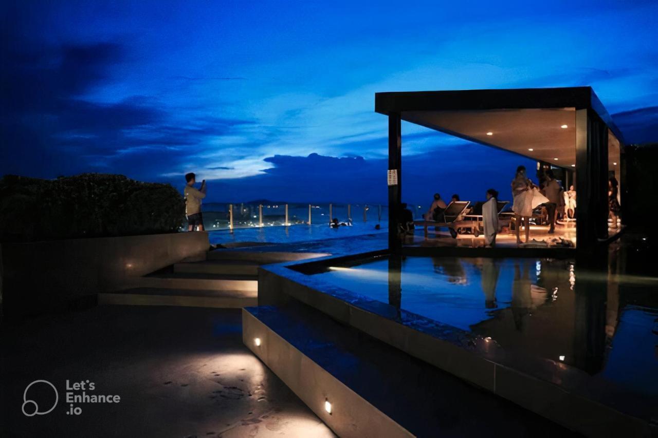 The Base Central Pattaya Zewnętrze zdjęcie